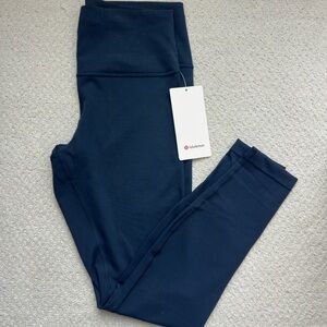 Lululemon Wunder Train HR Tight 28” in Navy
